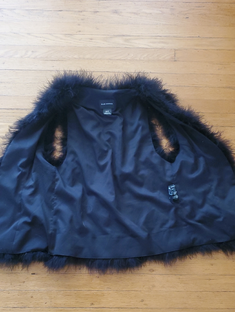 Club Monaco Marabou Feather Beautiful Black Vest - Picture 5 of 6